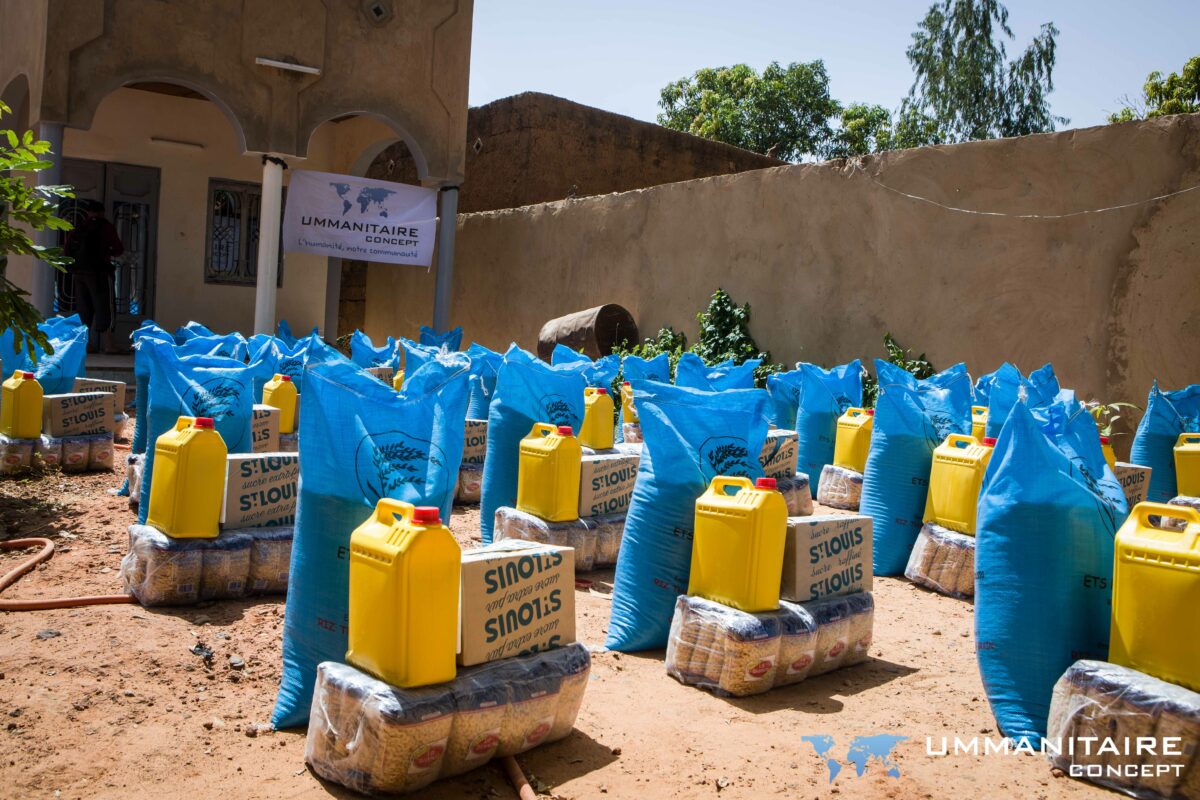 distribution de kits alimentaires
